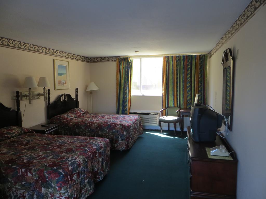 Royal Inn Daytona Beach Habitación foto